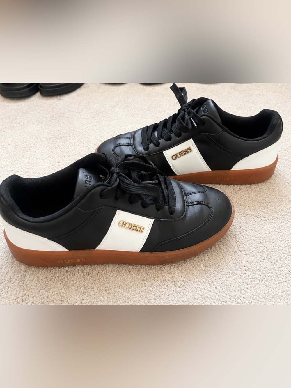 GUESS Black & White Low-Top Sneakers with Gum Sole